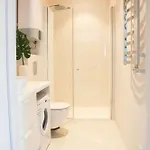 Castle Street Modern I Cohost Apartament *
