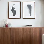 Castle Street Modern I Cohost * Wilno
