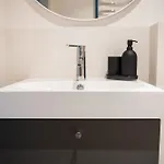 Castle Street Modern I Cohost 아파트 *