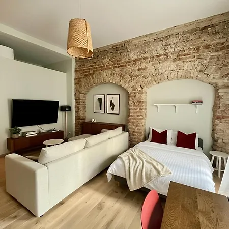 Castle Street Modern I Cohost