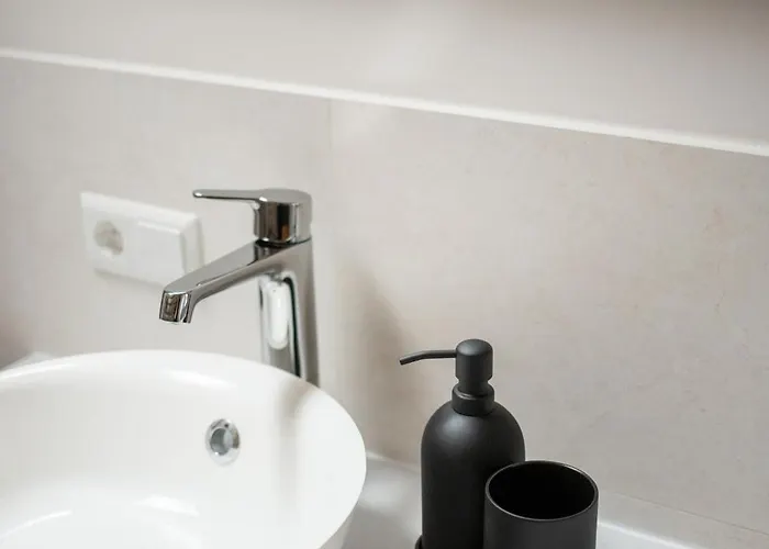 Castle Street Modern I Cohost Вильнюс