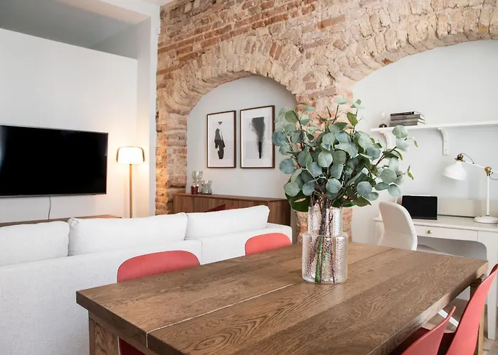 Castle Street Modern I Cohost