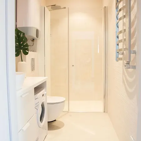 Castle Street Modern I Cohost דירה *